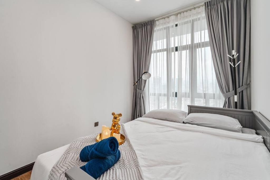 Apartment Legasi Kgbharu Ps4 Coway Next To Klcc & Train